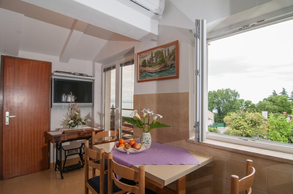 Apartment Meri Ičići Zewnętrze zdjęcie